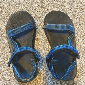 💙Blue tevas💙